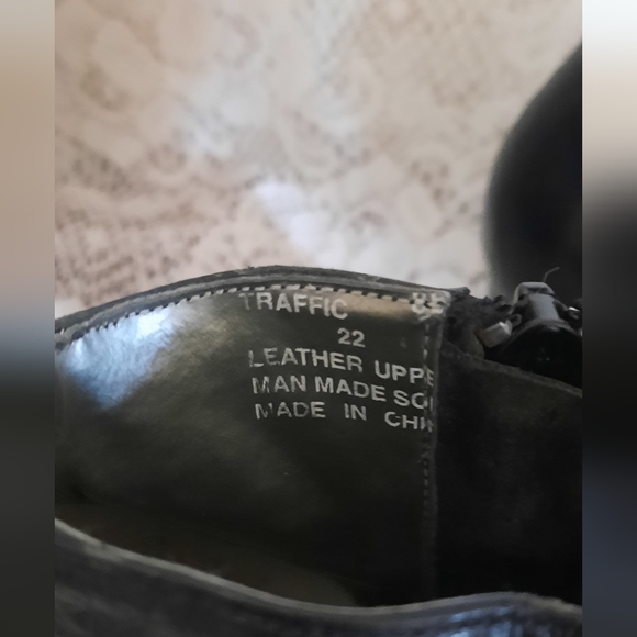 Bellini Black Booties Size 22 (5.5) - Picture 6 of 6